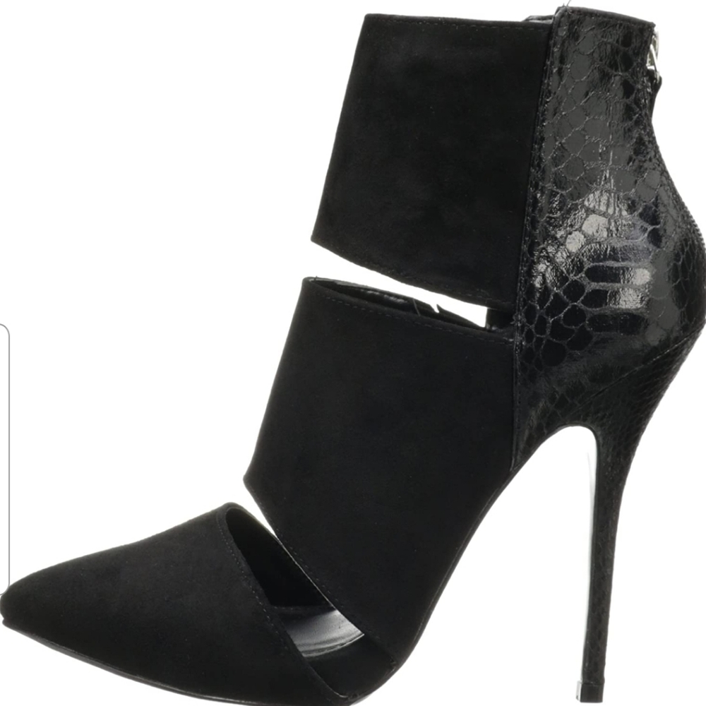 Steve Madden Tripplee Black Bootie